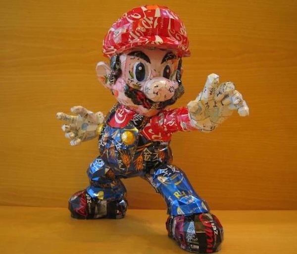 Escultura Mario Bros Reciclado