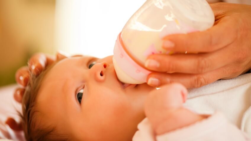 leche de cabra para bebés recién nacidos