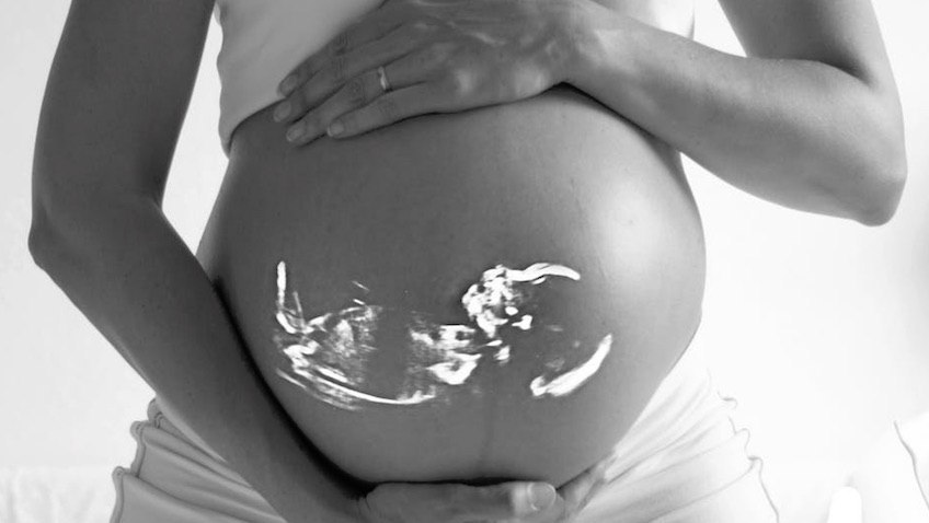 Cuánto cuesta tener un bebé mujer embarazada