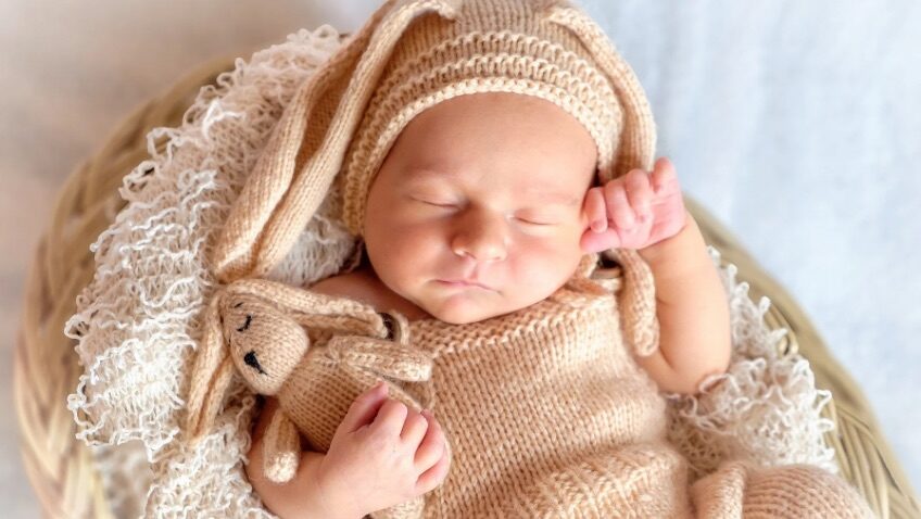 Ideas para hacer una sesión de fotos con bebés recién nacidos